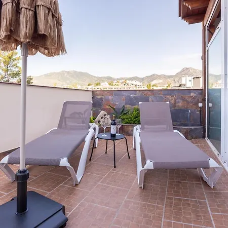 Apartment Duplex De Lujo En La Playa , Jacuzzy, Piscina, Chimenea Y Padel Benalmadena