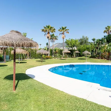 Apartment Duplex De Lujo En La Playa , Jacuzzy, Piscina, Chimenea Y Padel Benalmadena